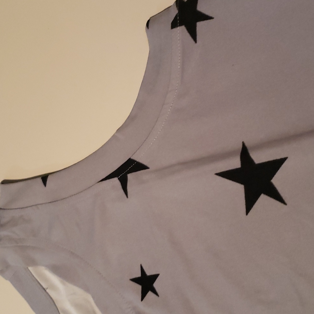 HP 💥1 xl left New boutique star print tank - Picture 15 of 16